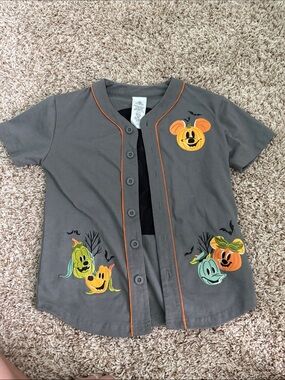 Disney Gray Halloween Pumpkin Baseball-Style Kids Shirt with Orange Trim